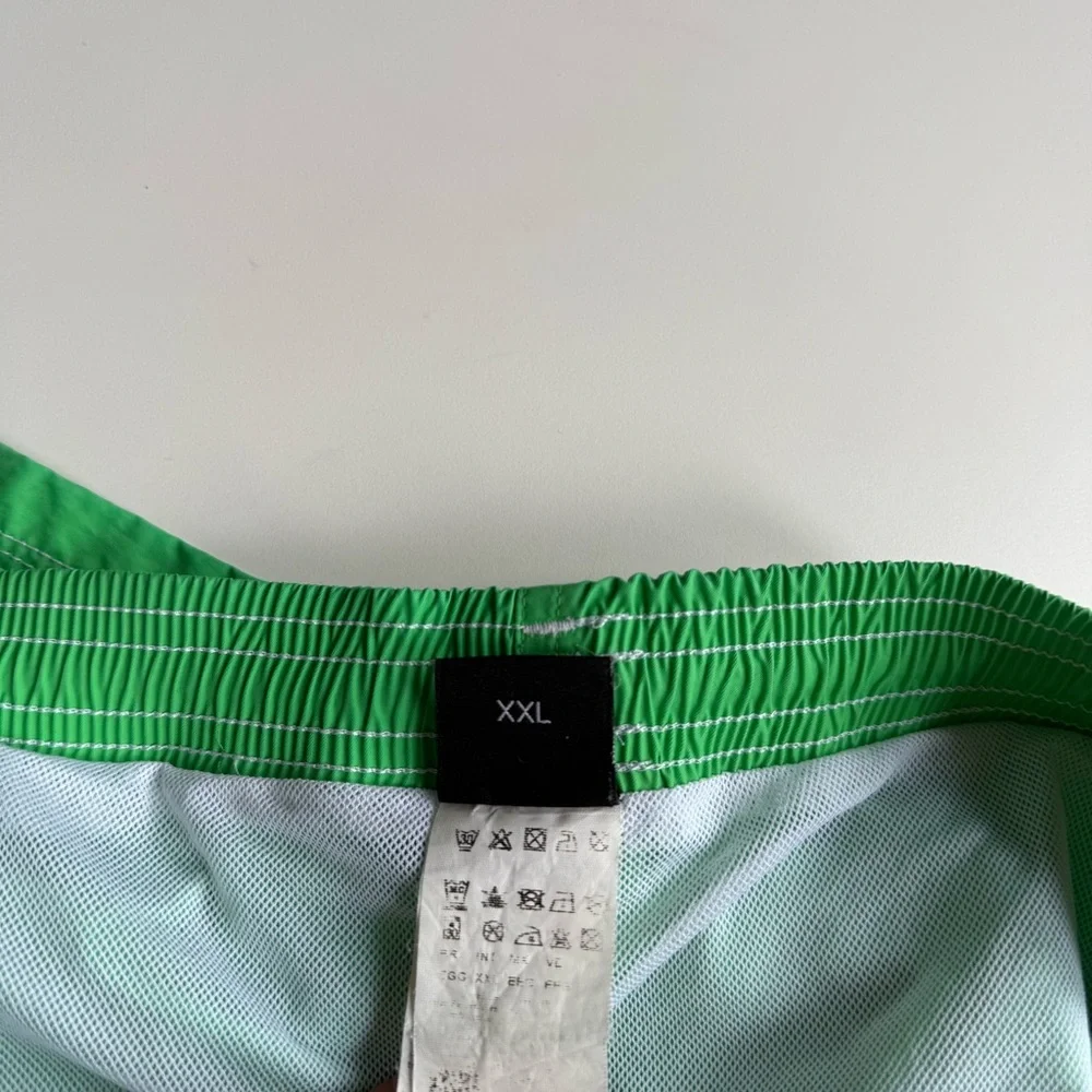 Hugo Boss Men’s Swim Trunks Shorts Green Logo Size XXL Lined Pockets Excellent